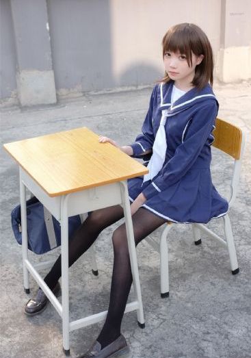 《绝密押运》_十万网红美女美酱