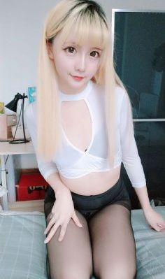 《职场妻子的出轨》妻子秘书_1080高清完整版