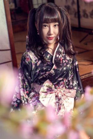 校花撅着屁股求调教在线播放_高清免费观看