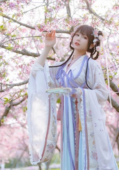 女老师在线看_4K在线观看完整版