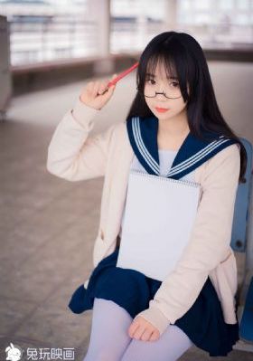 红心女王电影完整版_十万网红美女美酱